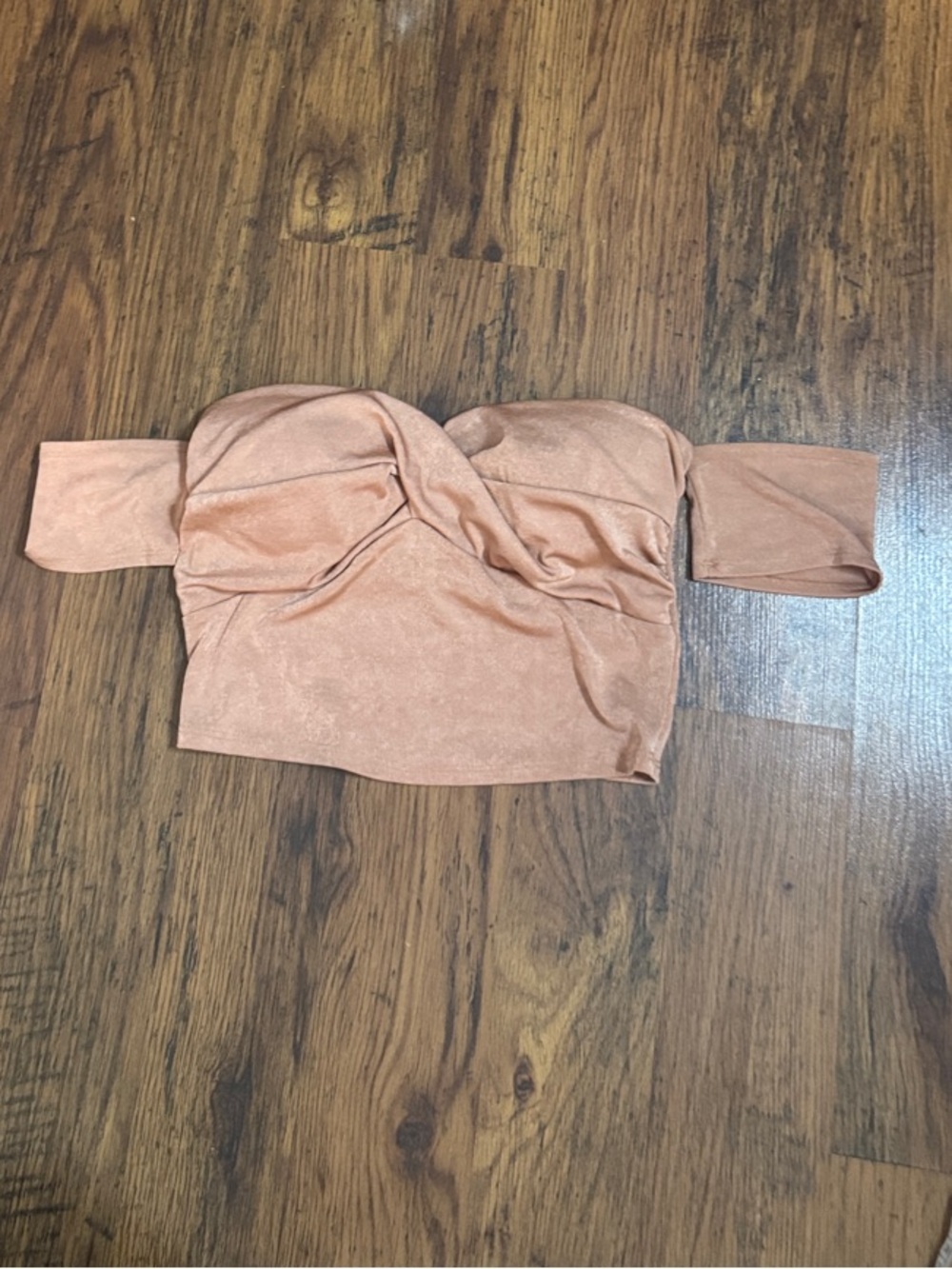 Bozzolo Off-Shoulder Twist Crop Top in Dusty Peach 2.R2